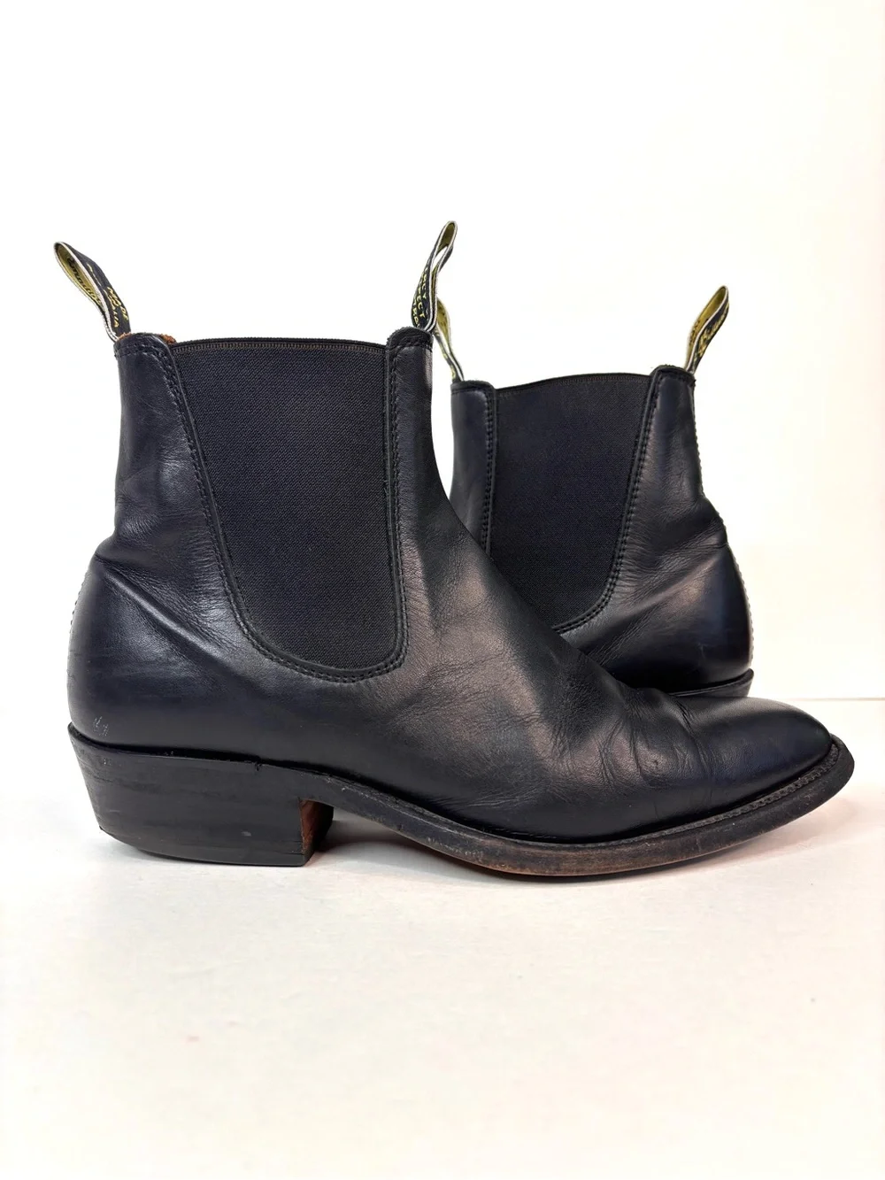 R.M. Williams australian crafted